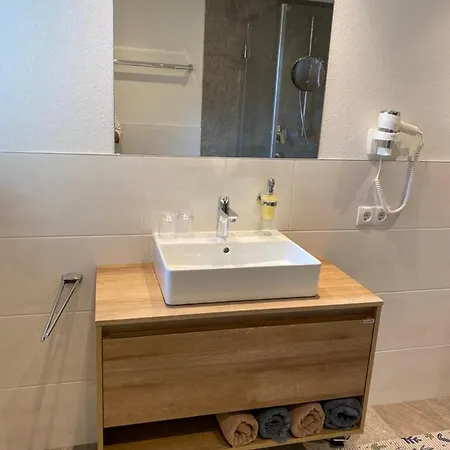 Alpenecho * 노이스티프트임스튀바이탈